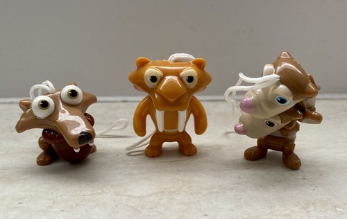 Ice age bubblehead pendant - ice,